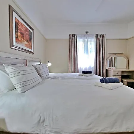 Fairway Holiday Accommodation Hermanus Buitenkant foto